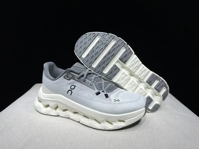 On Cloudmonster Grey White