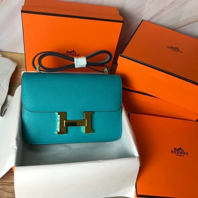 Hermès Constance