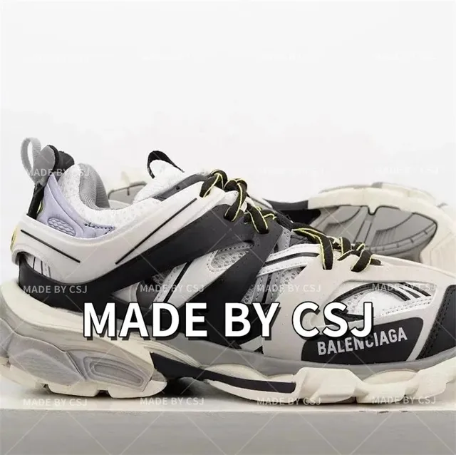 Balenciaga Triple S
