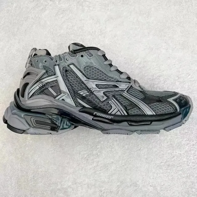 Runner  4