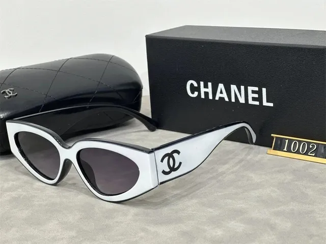 Chanel Sunglasses CC Logo Cat-Eye