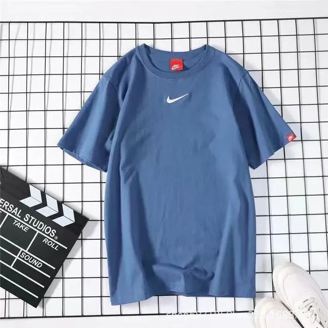 Nike Crew Neck T-Shirt Swoosh Logo