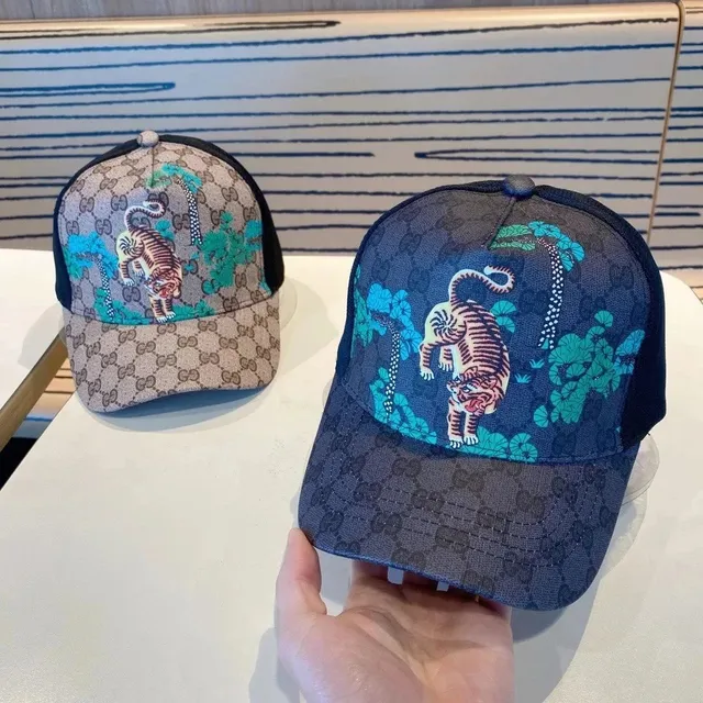 Gucci Tiger Print Cap GG Supreme with Tiger Motif