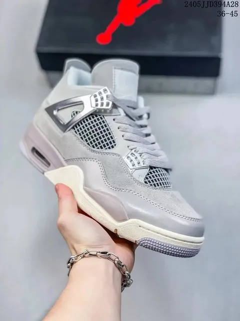 Air Jordan 4 Cool Grey