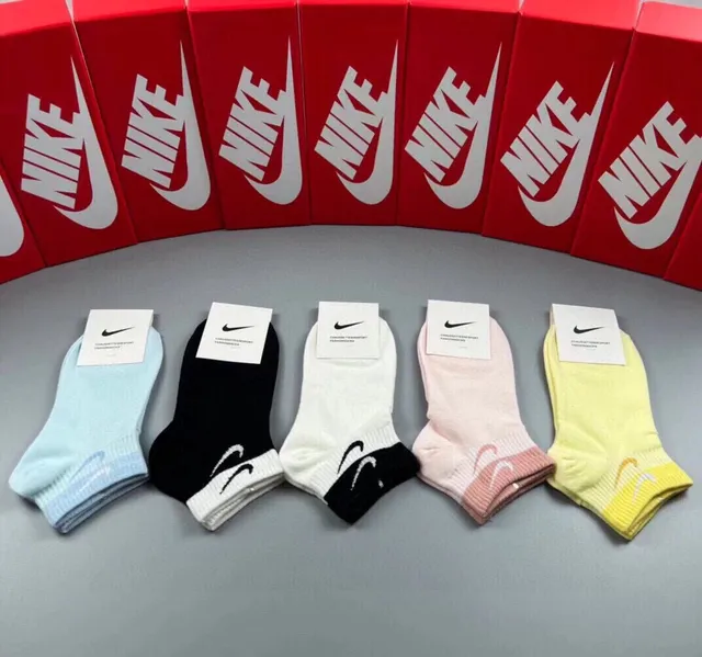 Nike Sport Socks Swoosh Logo Ankle Socks