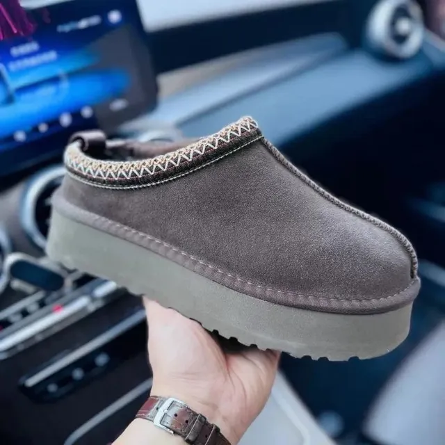 UGG Platform Slipper Suede with Embroidered Trim