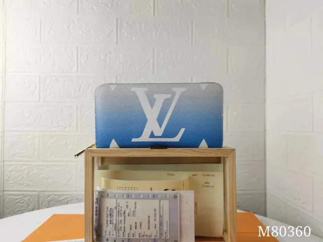 Louis Vuitton Zippy Wallet Gradient Monogram