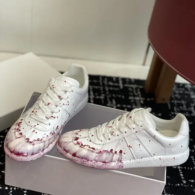 玫红色 皮面泼墨