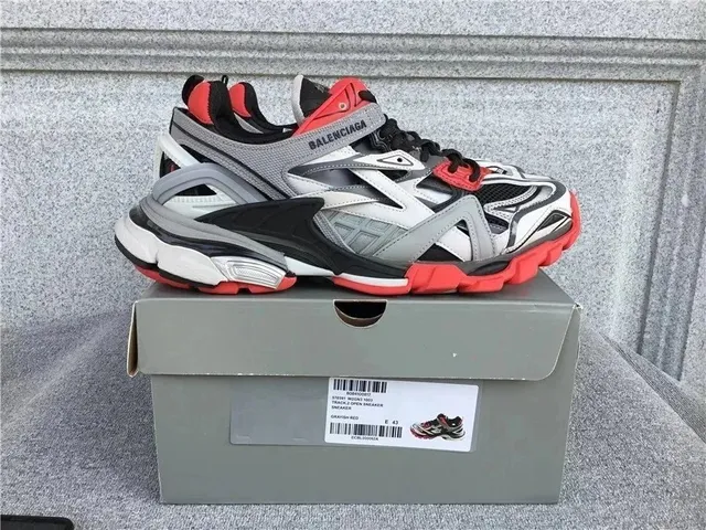 Dc Sneakers Shop