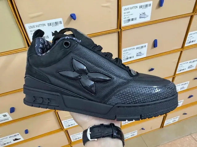SK8 36 黑武士四叶草