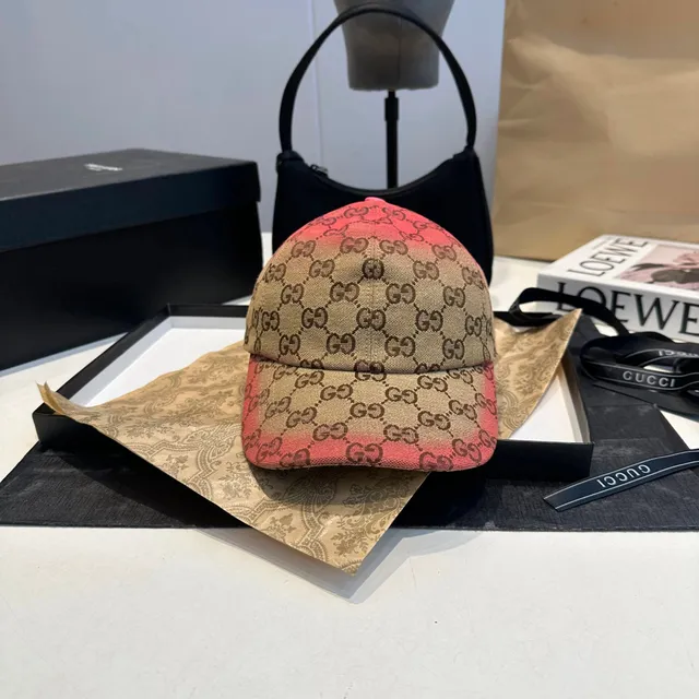 Gucci Baseball Cap GG Monogram Dip-Dye