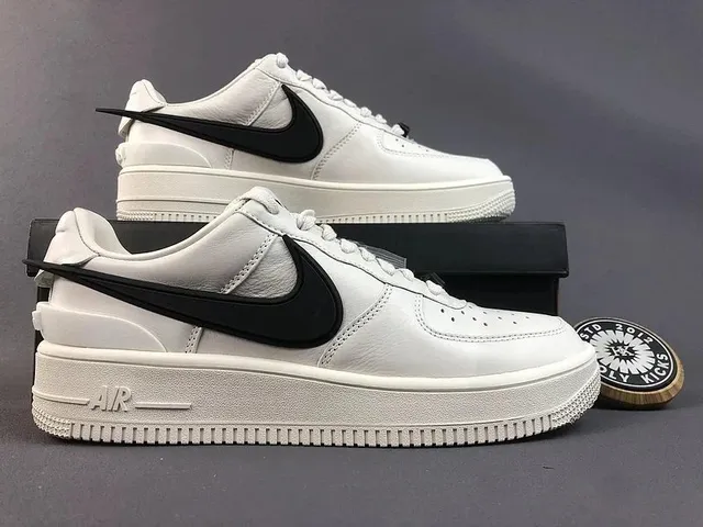 Nike Air Force 1 Low