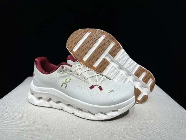 On Cloud X White Burgundy