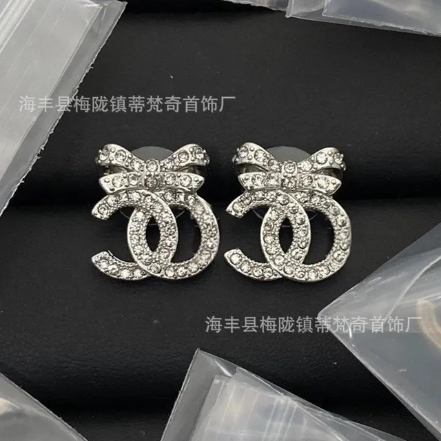 正确款式C3