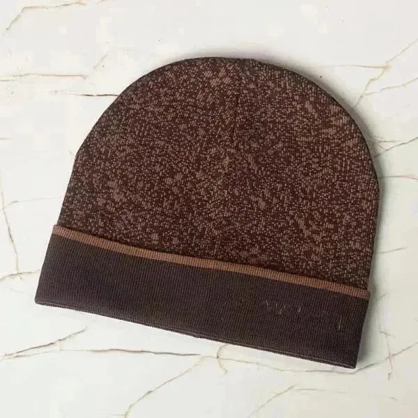 Y7