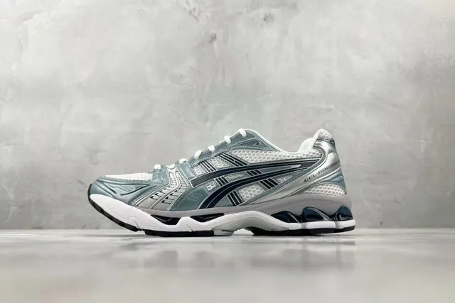 Asics Gel-Kayano 14 Metallic Silver