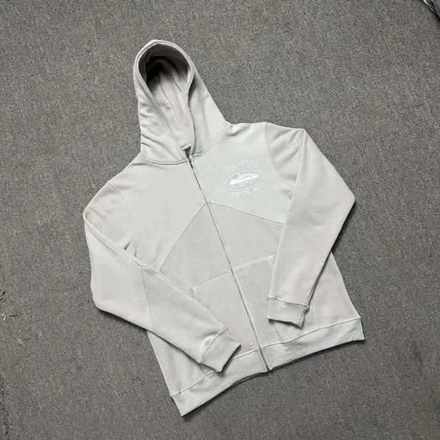Supreme Zip-Up Hoodie Box Logo