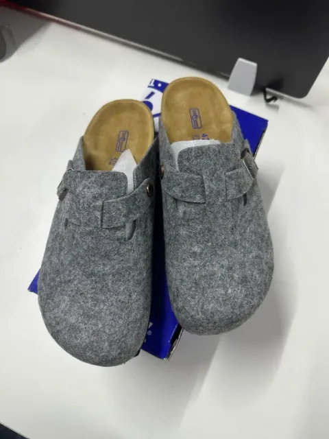 Felt gray