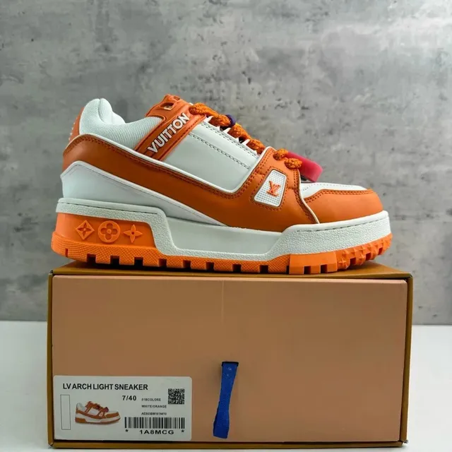 Louis Vuitton LV Arch Light Sneaker