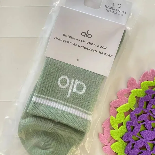 Alo Yoga Half-Crew Sock Unisex