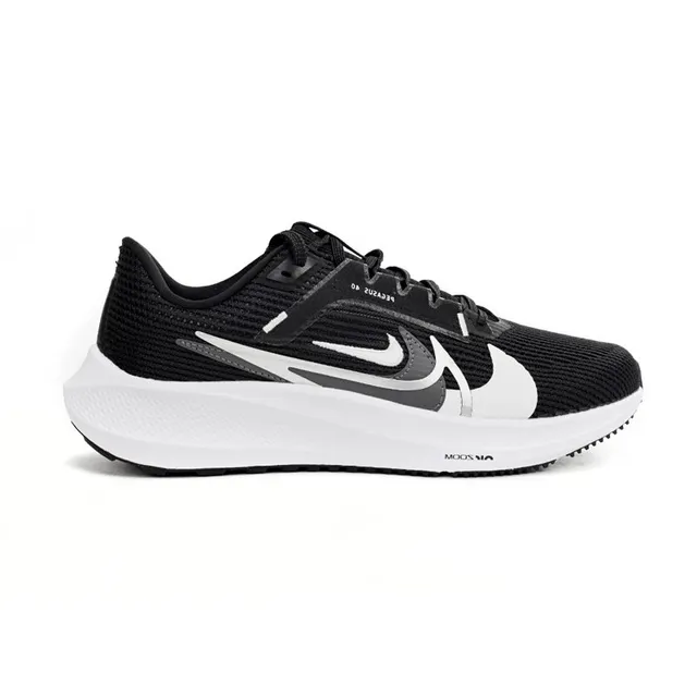 Nike Air Zoom Pegasus 40 Black White