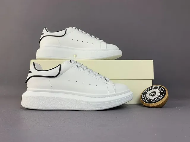 Alexander McQueen Oversized Sneaker