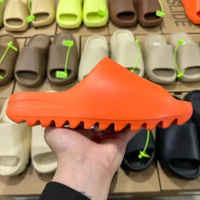 Yeezy Slide Solar Orange