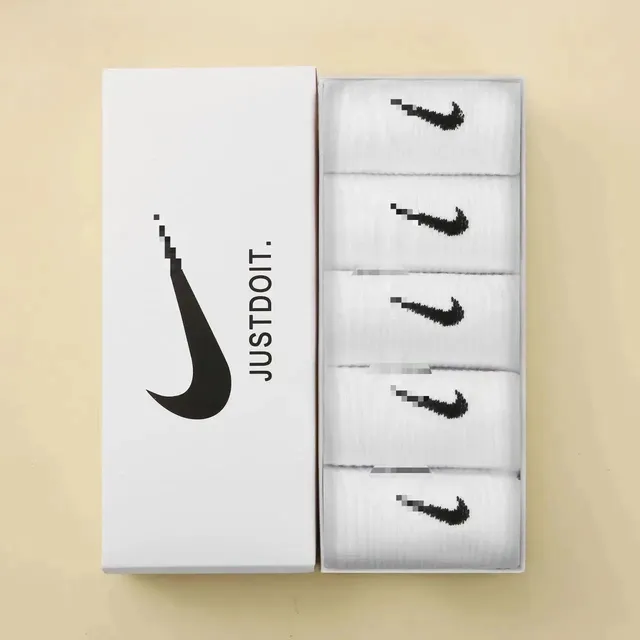 Nike Socks Swoosh Logo