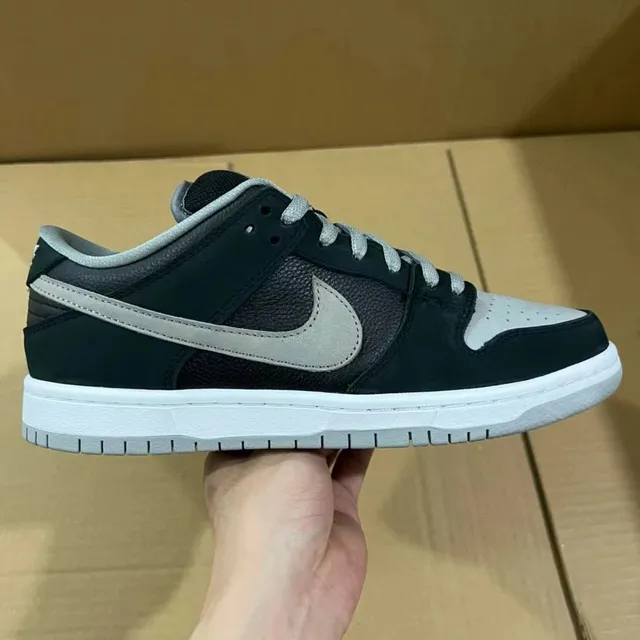 Nike Dunk Low Black Grey