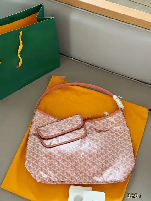 粉色