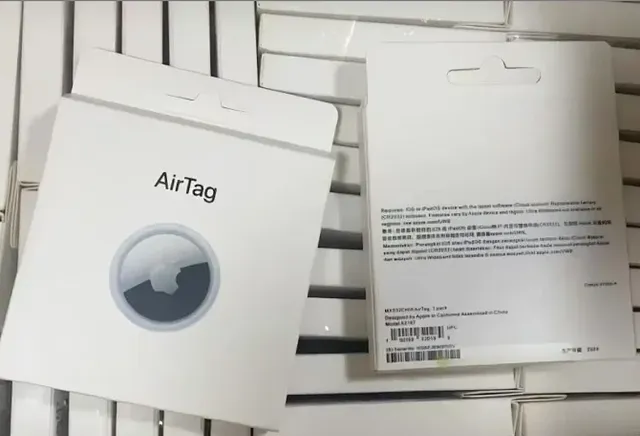 AirTag定位器