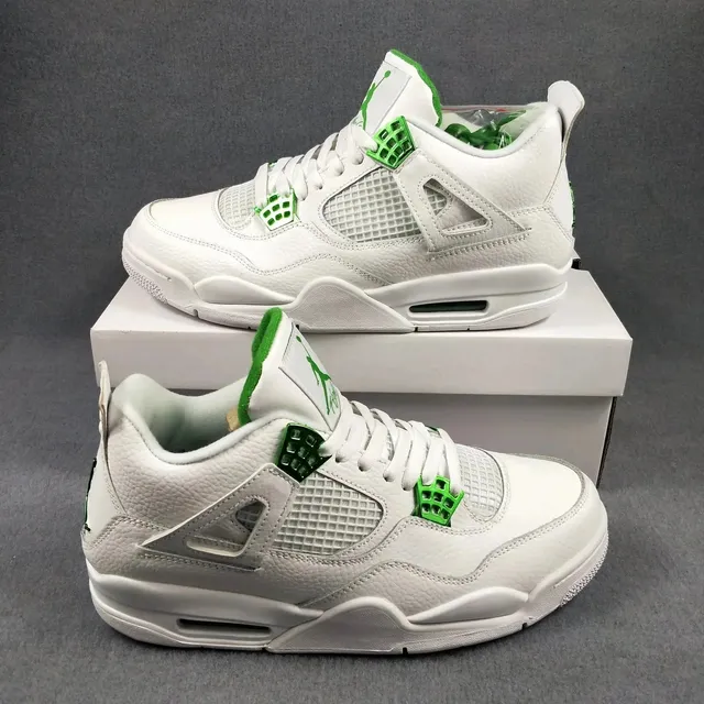 Air Jordan 4 Military Green