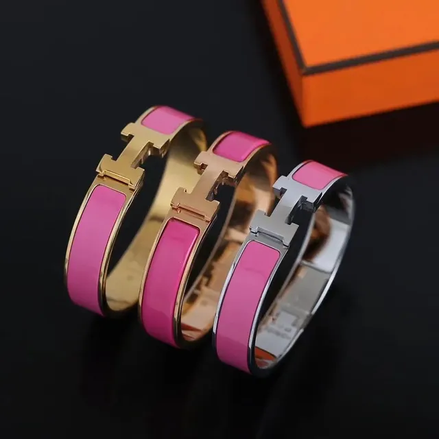 Hermès Clic H Bracelet Enamel Pink