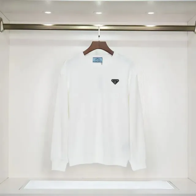 V75 white