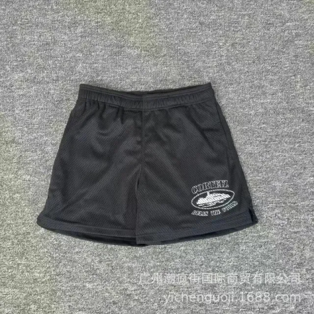 652 black
