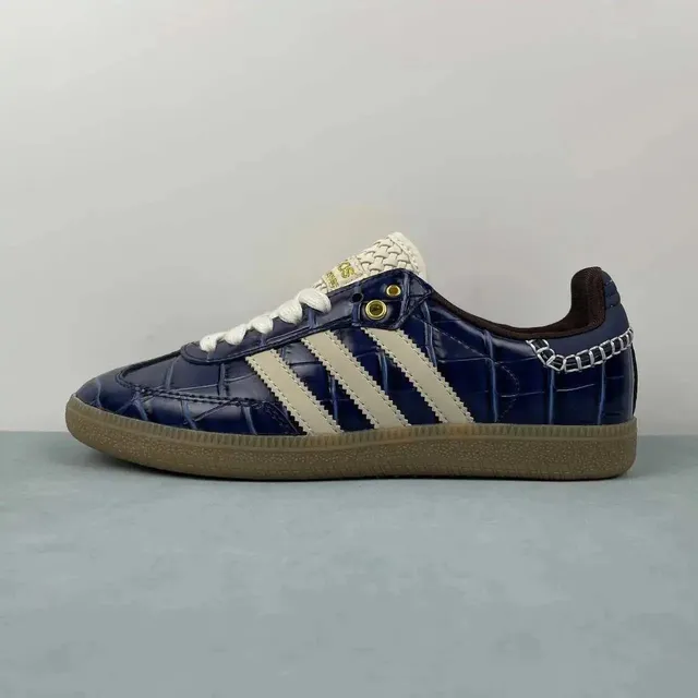 Adidas Samba Crocodile Texture