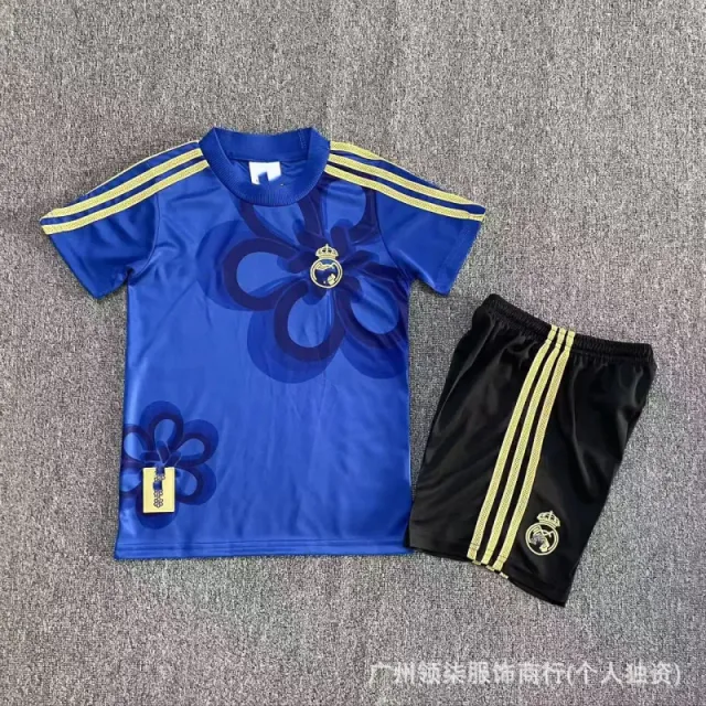 Adidas Real Madrid Kit Floral Print