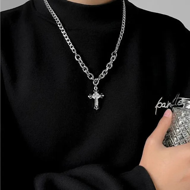 Chrome Hearts Cross Pendant Necklace Chunky Chain with Detailed Cross