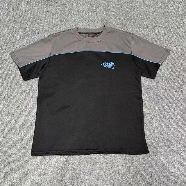 Syna World T-Shirt Color-Block with Logo