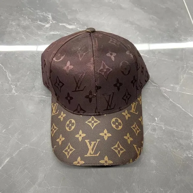 Louis Vuitton Baseball Cap Monogram Canvas