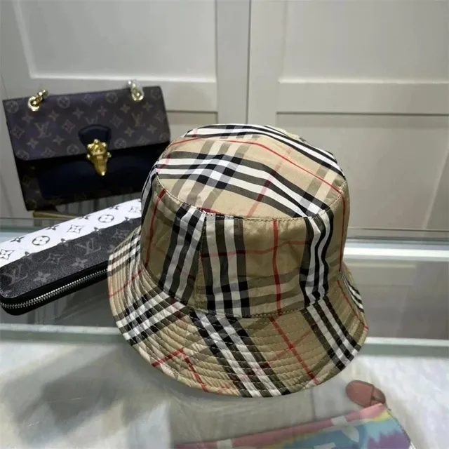 Burberry Bucket Hat Classic Check
