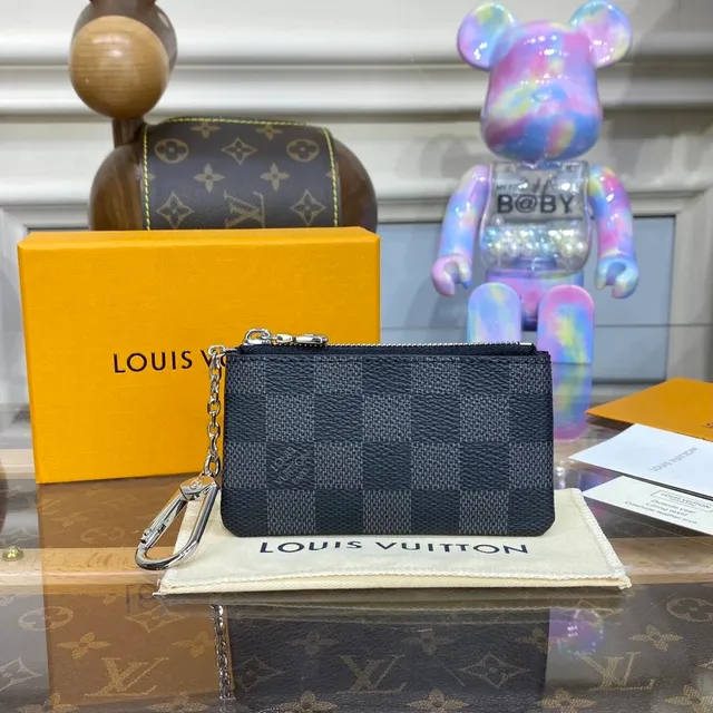 Louis Vuitton Pochette Métis Damier Graphite