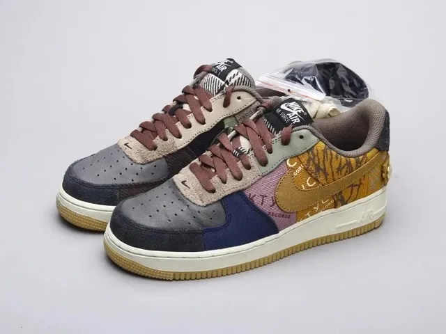 Nike × Travis Scott Air Force 1 Low Cactus Jack