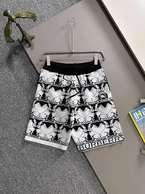 Burberry Knit Shorts Equestrian Knight Print