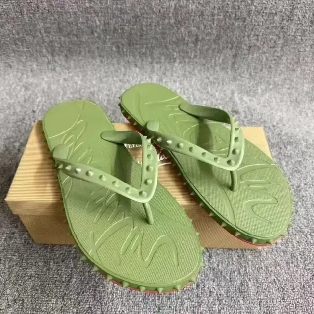 绿色