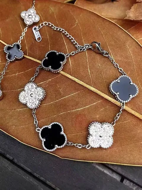 Van Cleef & Arpels Alhambra Bracelet Five Motifs