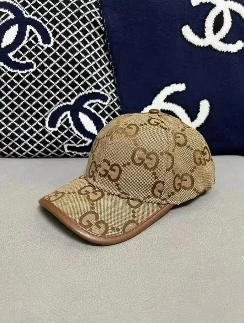 Gucci Baseball Cap GG Monogram