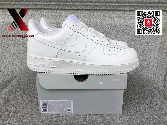 Nike Air Force 1 Low Triple White