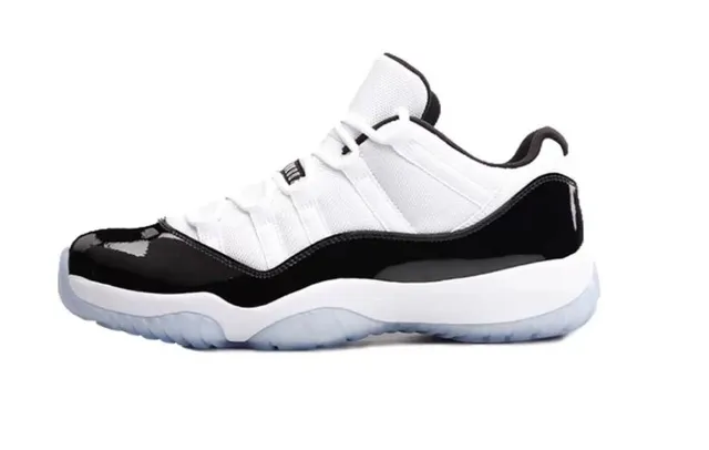 Air Jordan 11 Concord