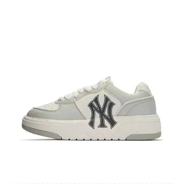 MLB NY Yankees Sneaker